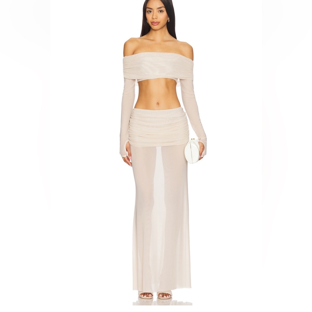 cream  Off-Shoulder top + skirt SET like helsa - Picture 4 of 8